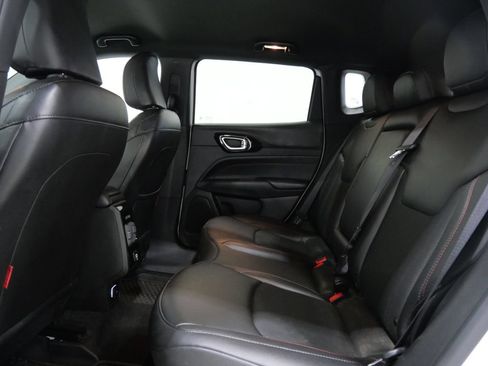 Used 2025 Jeep Compass Trailhawk AWD/4WD image 23