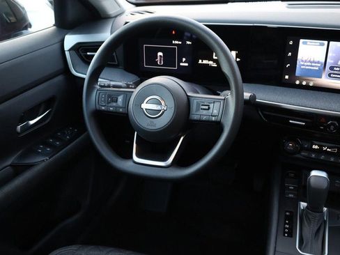 New 2026 Nissan Kicks SV w/ SV Premium Package image 24