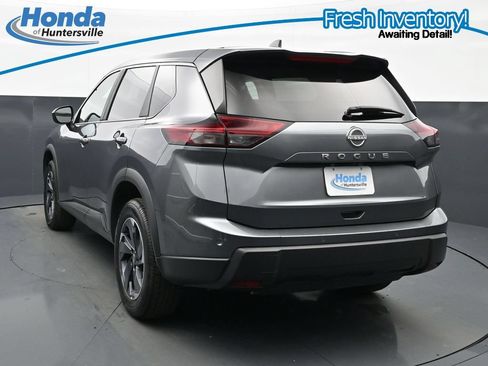 Used 2025 Nissan Rogue SV FWD image 7