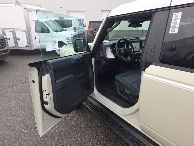 New 2026 Ford Bronco Heritage Edition AWD/4WD image 13