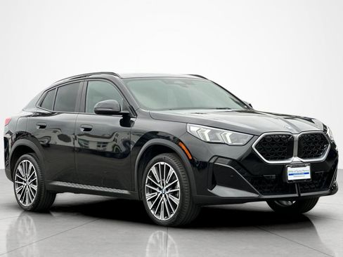 Used 2025 BMW X2 xDrive28i w/ Technology Package AWD/4WD image 7