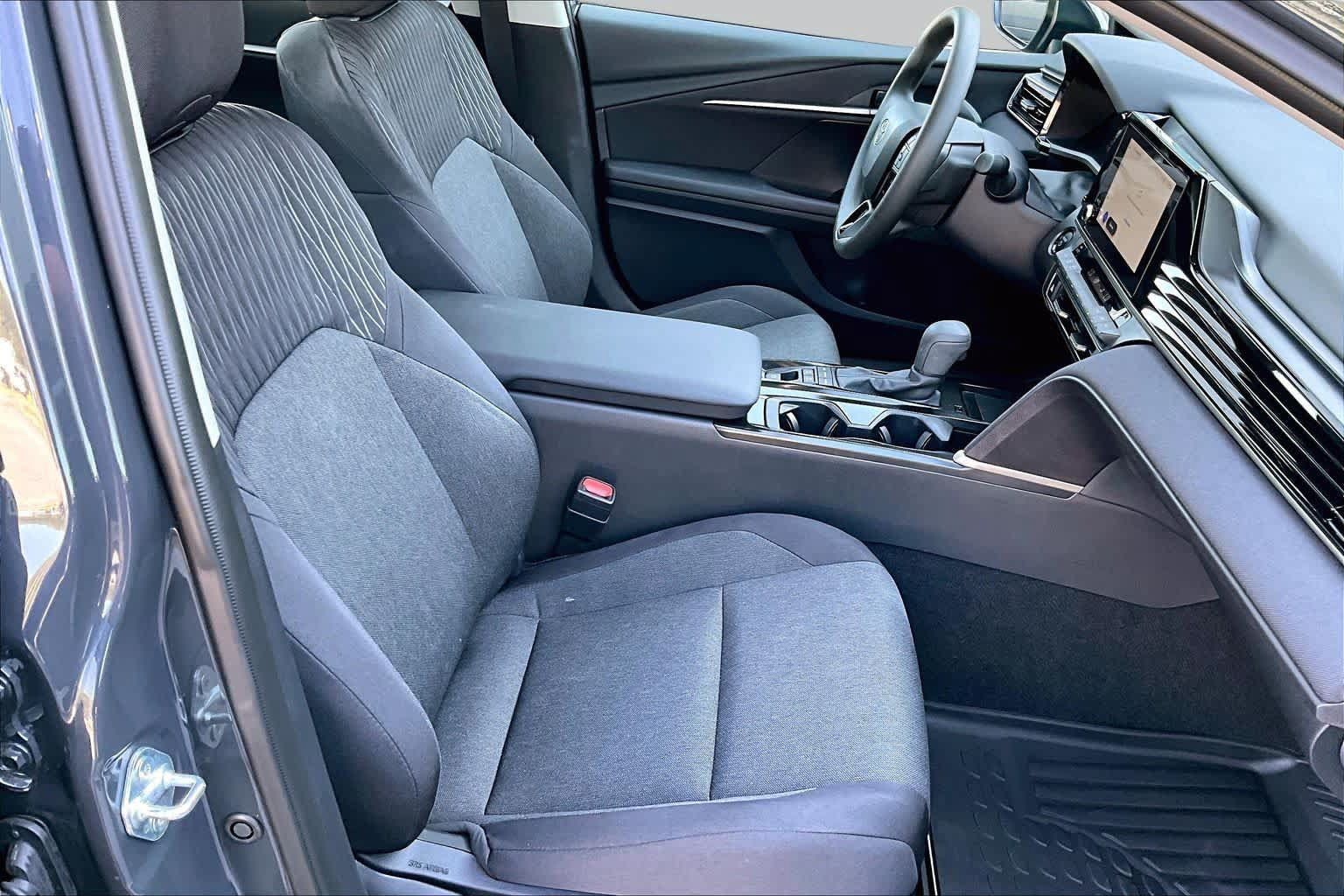 Used 2026 Toyota Camry LE w/ Convenience Package FWD image 9