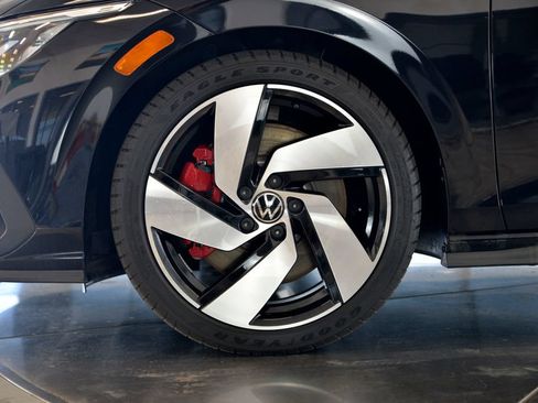 Used 2022 Volkswagen GTI S FWD image 10
