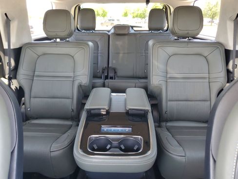 Certified 2023 Lincoln Navigator Black Label AWD/4WD image 19