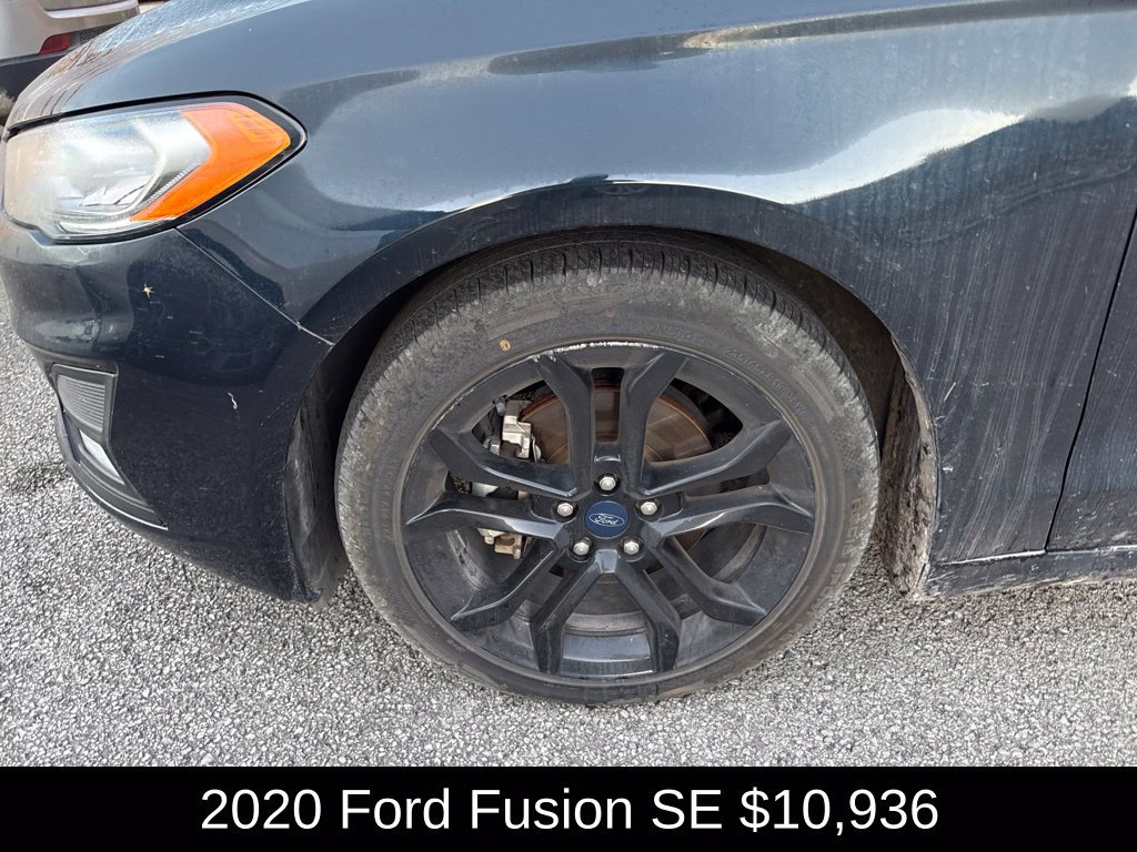 Used 2020 Ford Fusion SE w/ Equipment Group 151A FWD image 9