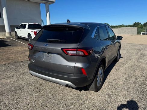 Used 2024 Ford Escape Active w/ Tech Pack #2 AWD/4WD image 7