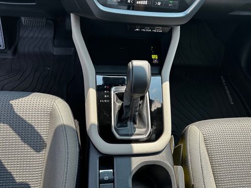 Certified 2025 Subaru Forester Premium AWD/4WD image 18