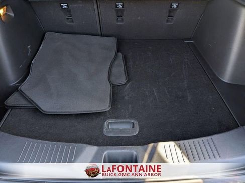 Used 2025 Buick Envista Preferred image 27