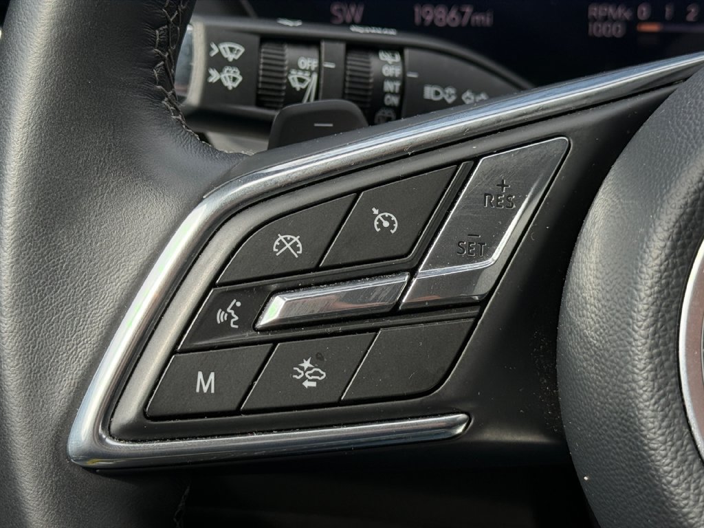 Used 2025 Buick Envision Preferred AWD/4WD image 25