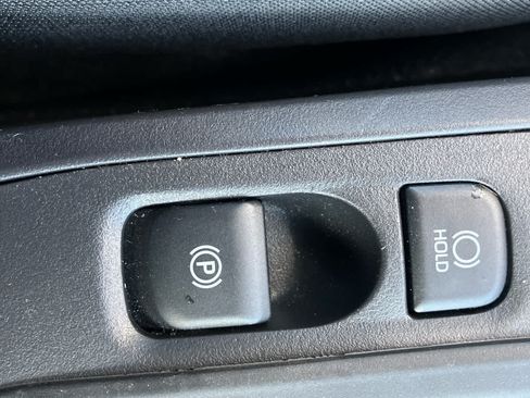 Used 2025 Toyota Corolla LE FWD image 25