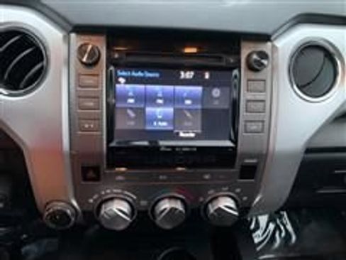 Used 2016 Toyota Tundra SR5 w/ TRD Off Road Package image 25