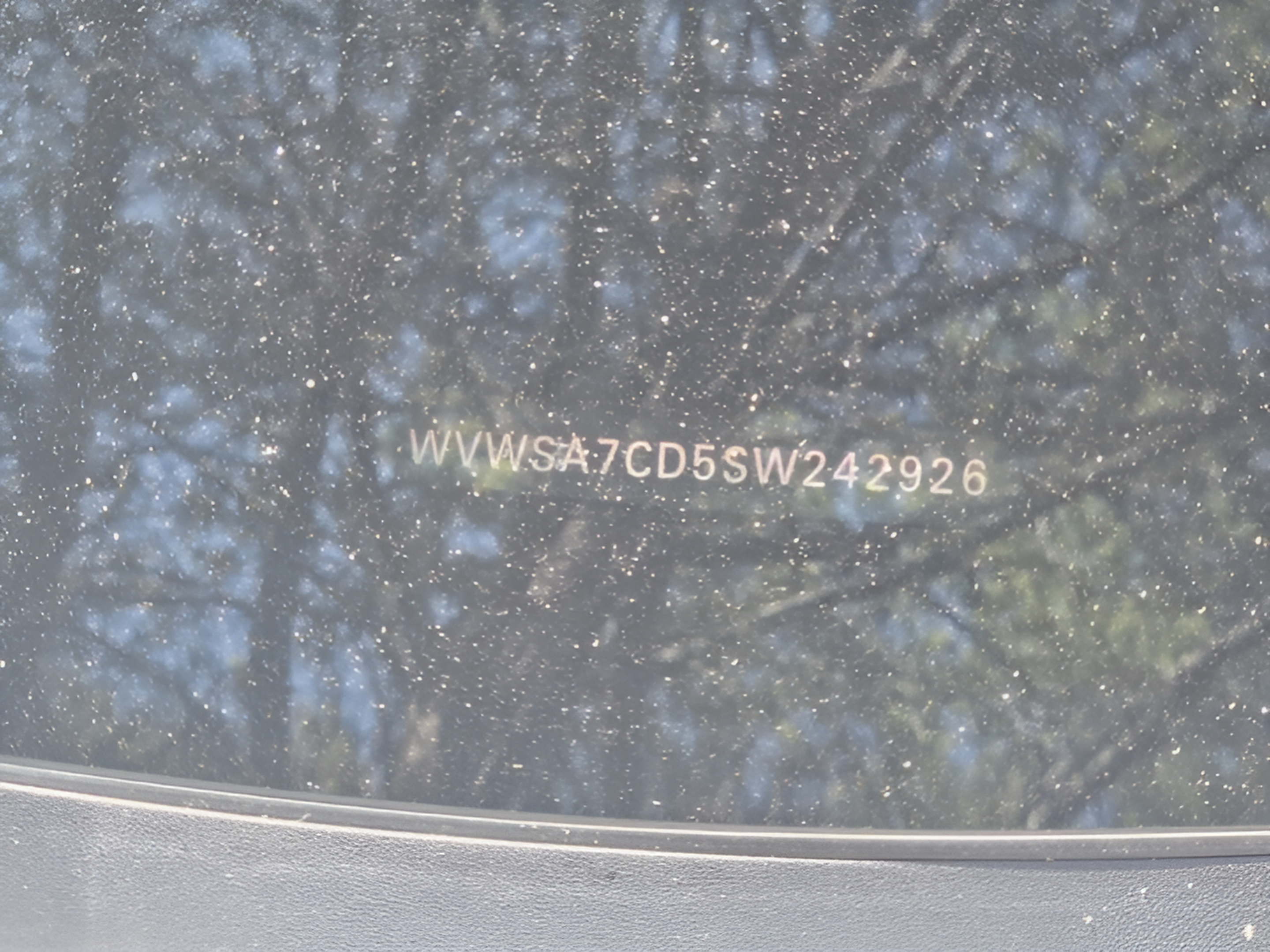 Used 2025 Volkswagen GTI SE FWD image 7