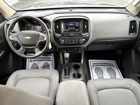 Used 2022 Chevrolet Colorado W/T w/ WT Convenience Package image 19