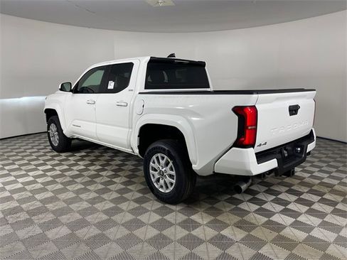 New 2025 Toyota Tacoma SR5 image 5