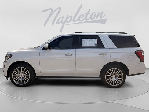 Used 2018 Ford Expedition Limited w/ Equipment Group 302A RWD image 2