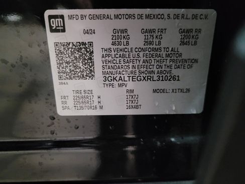 Used 2024 GMC Terrain SLE image 33