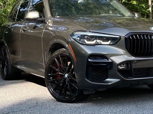 Used 2023 BMW X5 sDrive40i w/ M Sport Package RWD image 10