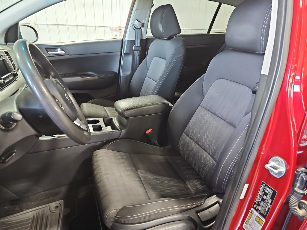 Used 2019 Kia Sportage LX FWD image 35