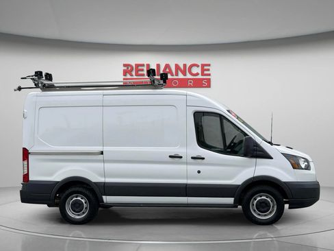 Used 2018 Ford Transit 150 130 Medium Roof RWD image 7