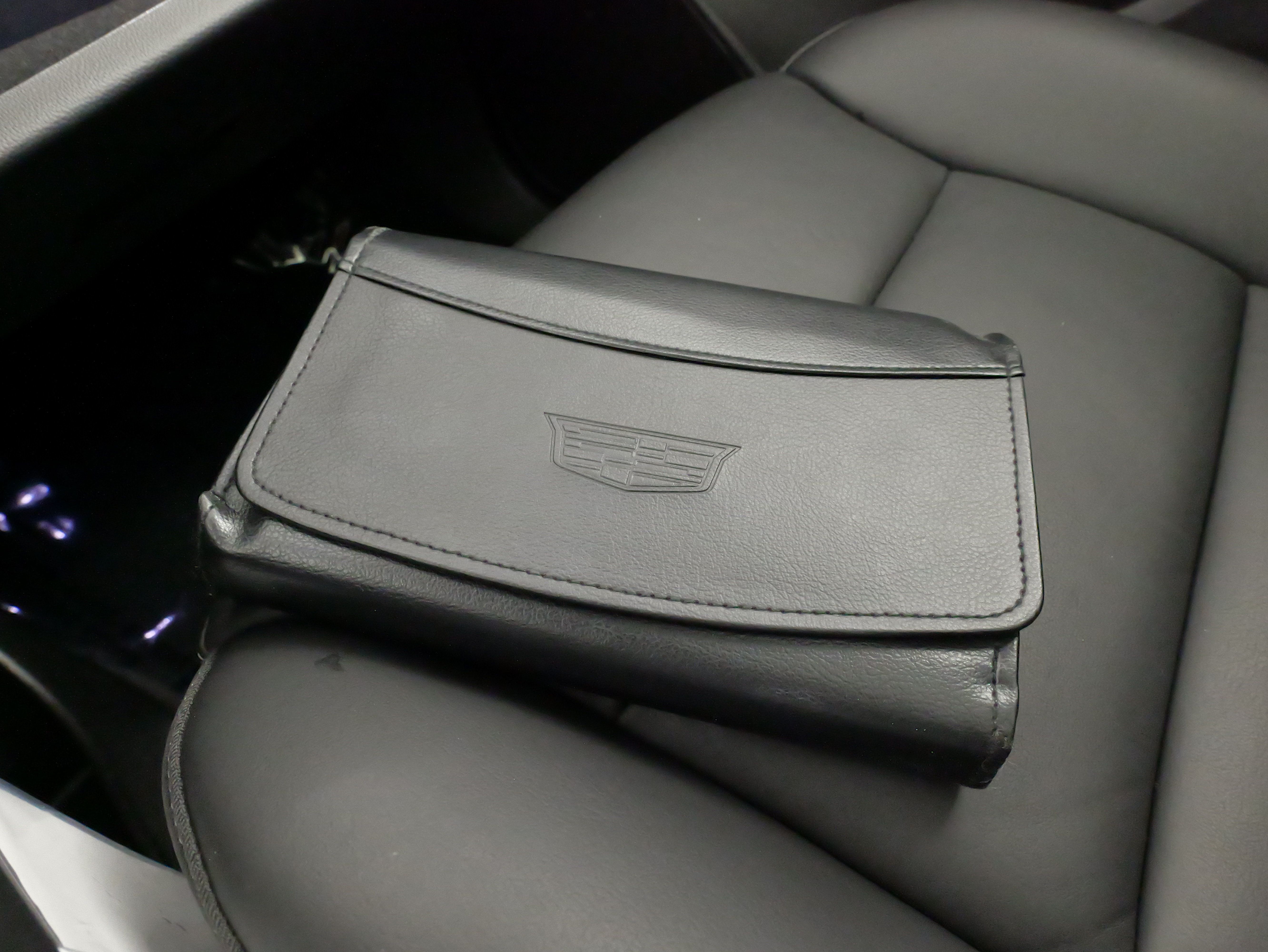 Used 2024 Cadillac XT4 Premium Luxury w/ Cold Weather Package AWD/4WD image 52
