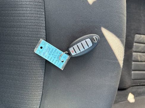 Used 2025 Nissan Altima 2.5 SV FWD image 35