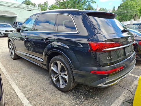 Used 2023 Audi Q7 3.0T Premium Plus w/ Premium Plus Package AWD/4WD image 3