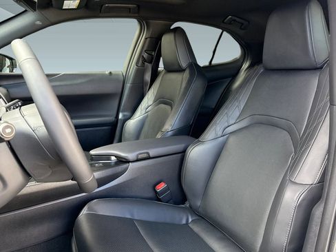 New 2026 Lexus UX 300h FWD image 5