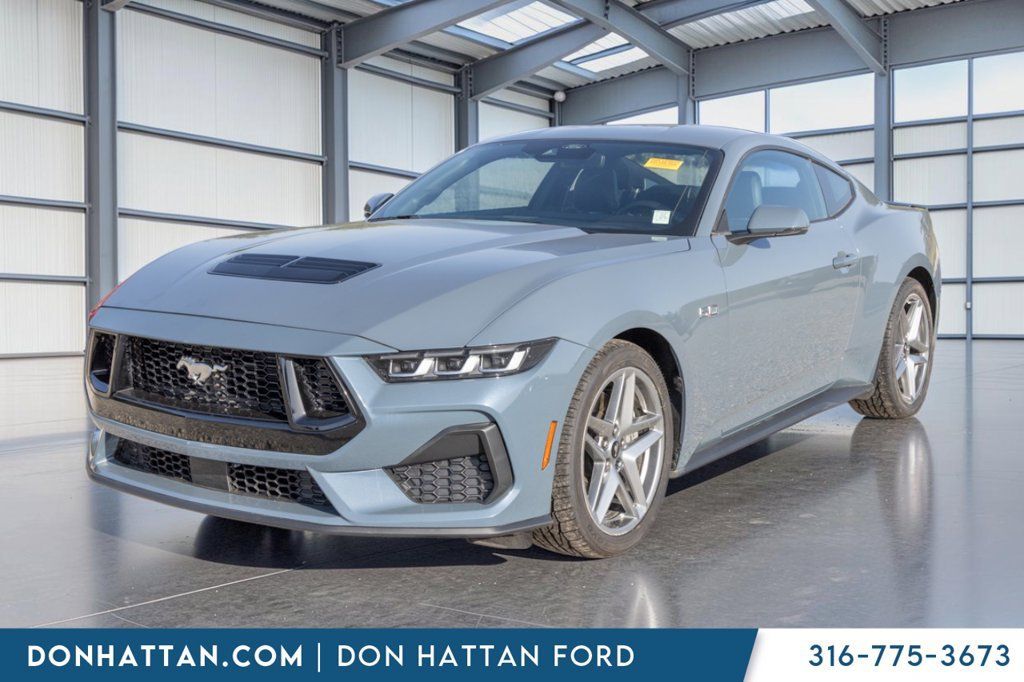 Used 2024 Ford Mustang GT Premium RWD image 17