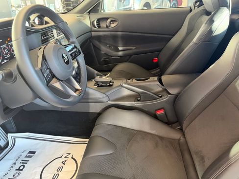 New 2025 Nissan Z Performance w/ Floor Mat Package RWD image 7