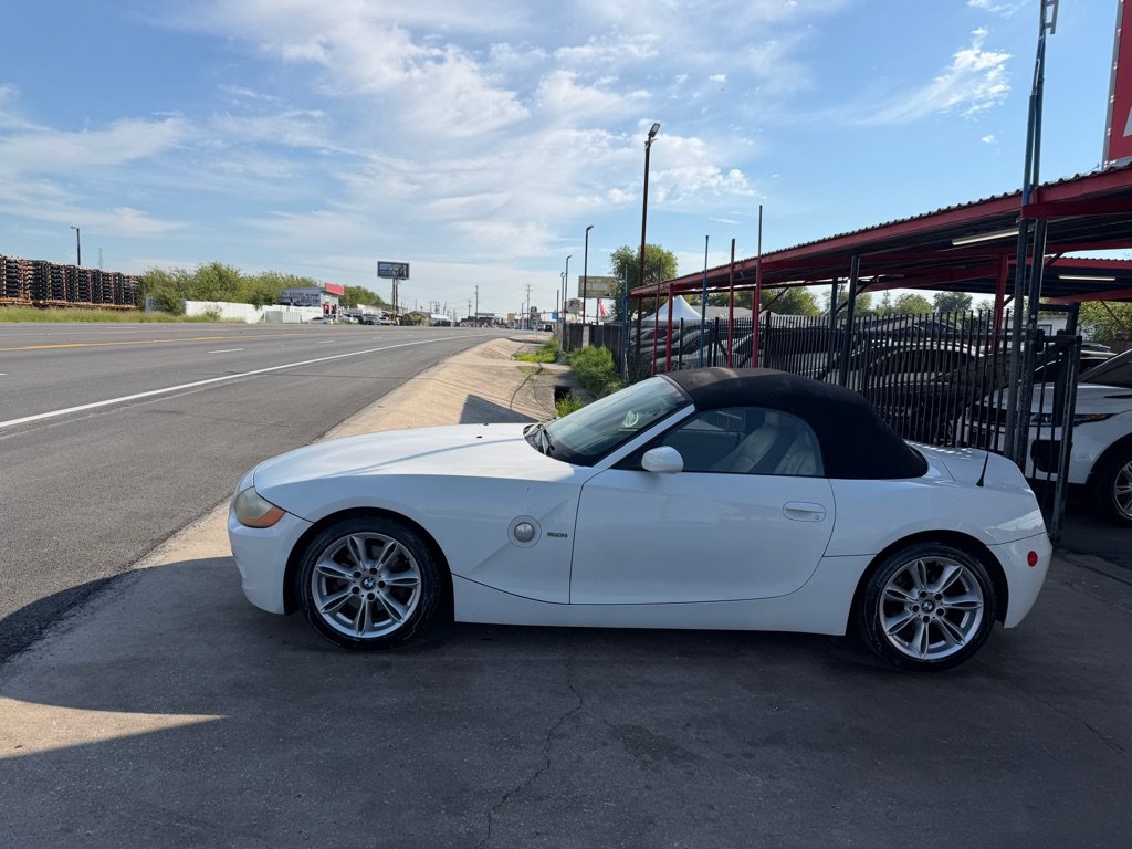Used 2004 BMW Z4 3.0i RWD image 6