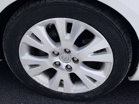 Used 2008 Toyota Avalon XLS image 28