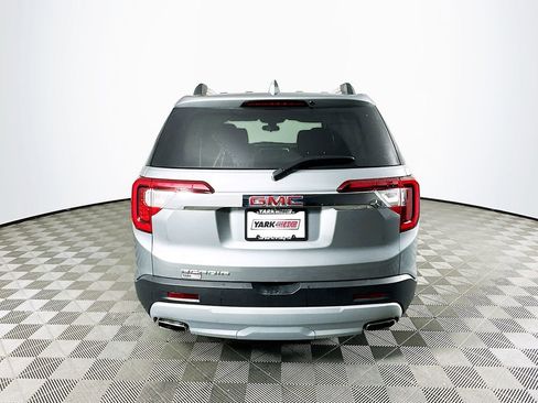 Used 2023 GMC Acadia SLE w/ Driver Convenience Package image 9