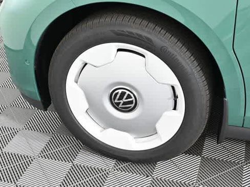 New 2025 Volkswagen ID. Buzz 1st Edition image 5