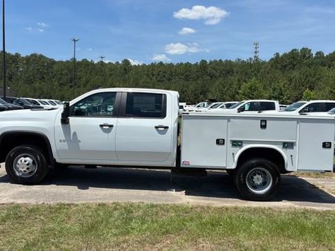 New 2026 Chevrolet Silverado 3500 W/T w/ WT Convenience Package AWD/4WD image 10