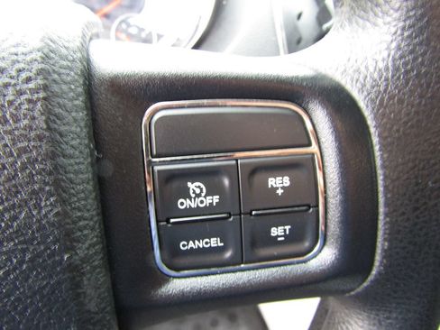 Used 2013 RAM C/V Tradesman FWD image 8