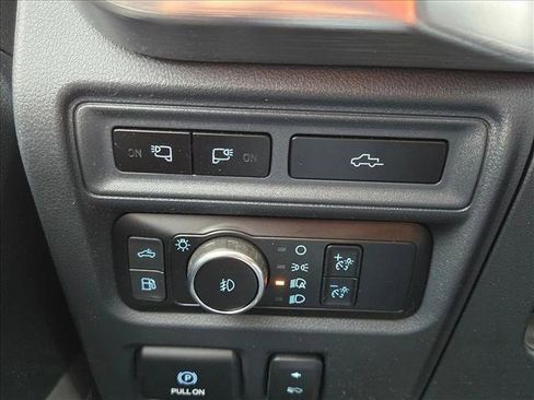Used 2023 Ford F150 Lariat AWD/4WD image 16