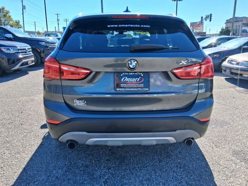 Used 2017 BMW X1 xDrive28i image 10