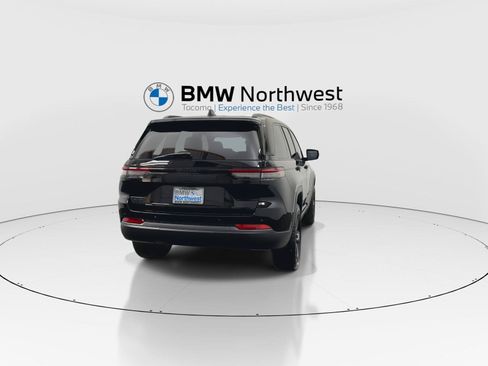Used 2026 Jeep Grand Cherokee Limited w/ Limited Altitude Package AWD/4WD image 2