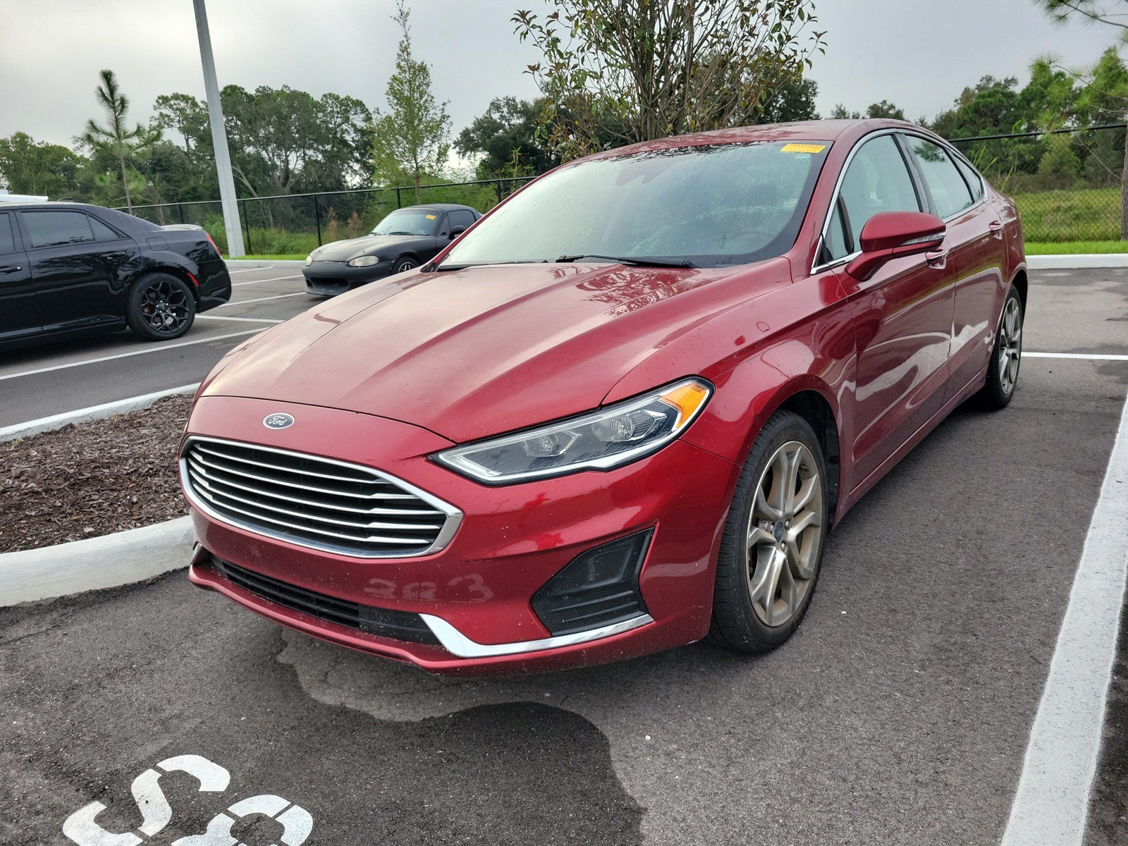 Used 2019 Ford Fusion SEL FWD image 4