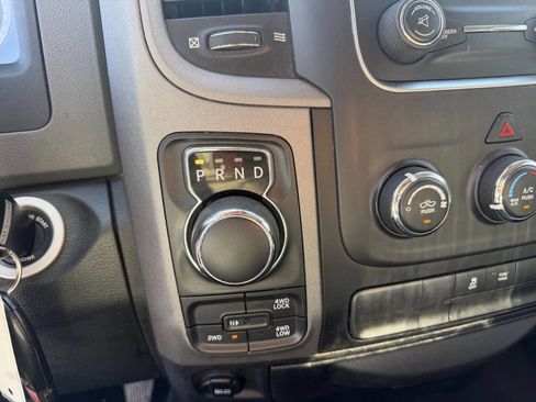 Used 2015 RAM 1500 Express AWD/4WD image 15