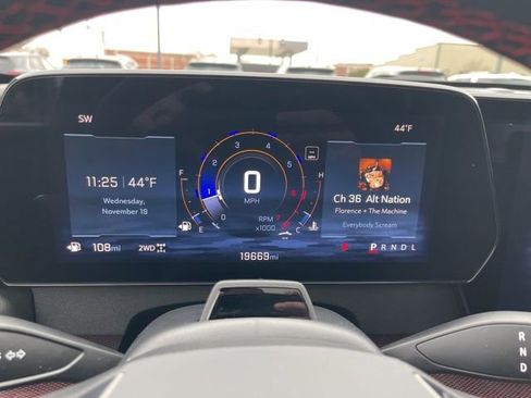 Certified 2025 Chevrolet Traverse RS w/ LPO, Floor Liner Package image 24