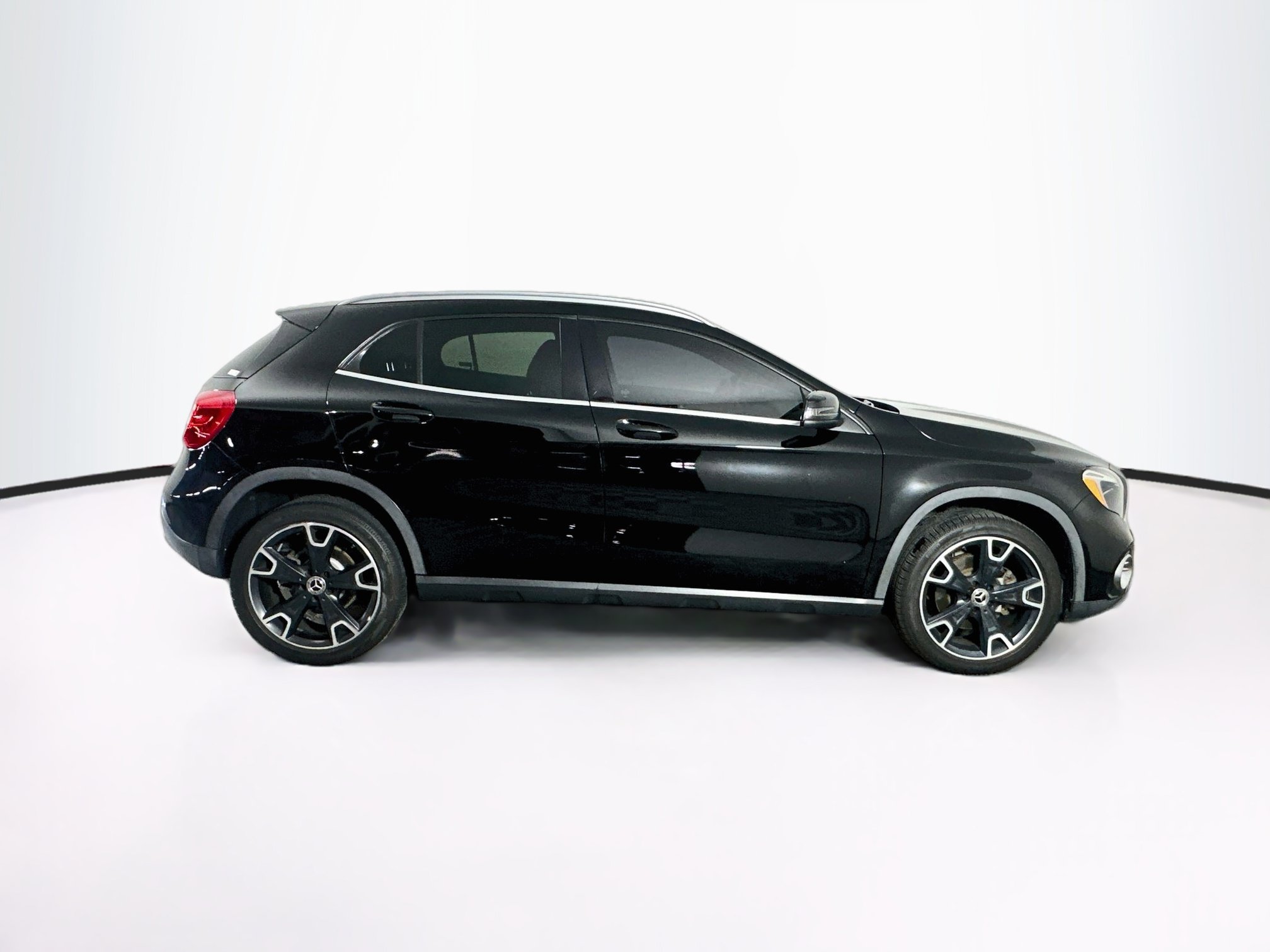 Used 2020 Mercedes-Benz GLA 250 image 10