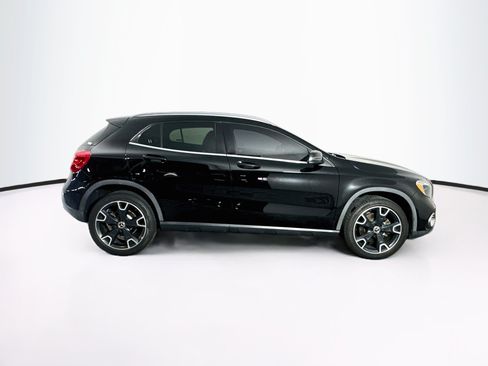 Used 2020 Mercedes-Benz GLA 250 image 10