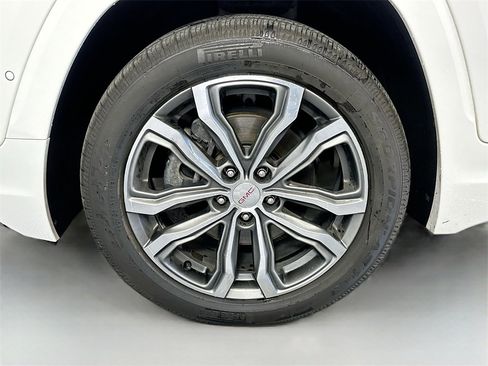 Used 2020 GMC Terrain Denali w/ Denali Premium Package image 29