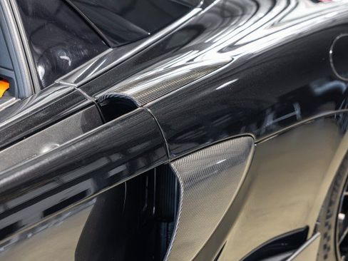 Used 2020 McLaren 600LT Spider RWD image 17