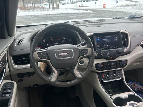 Used 2020 GMC Terrain Denali w/ Denali Premium Package image 6