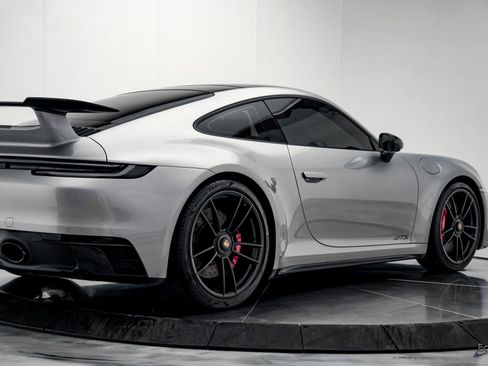 Used 2024 Porsche 911 Carrera 4 GTS AWD/4WD image 17