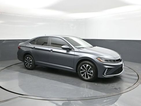New 2026 Volkswagen Jetta S image 17