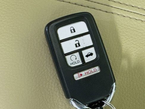 Used 2016 Honda Accord EX-L image 37