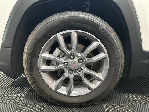 Used 2022 GMC Terrain SLT AWD/4WD image 38